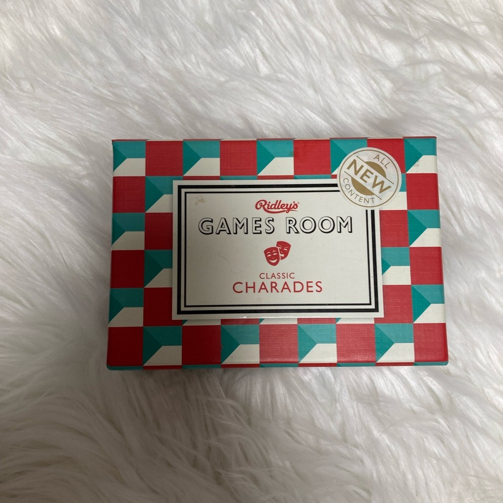 Games Room Charades - Red and Blue